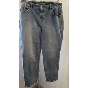 Chicos Womens 2 Large Jeans Perfect Stretch Girlfriend Slim Leg Ankle Light Wash